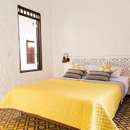 Hotel Mulato Ел Колехио Екстериор снимка